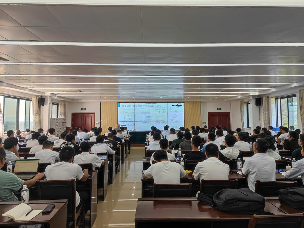 中铁广州工程局集团举办年度设备物资管理培训